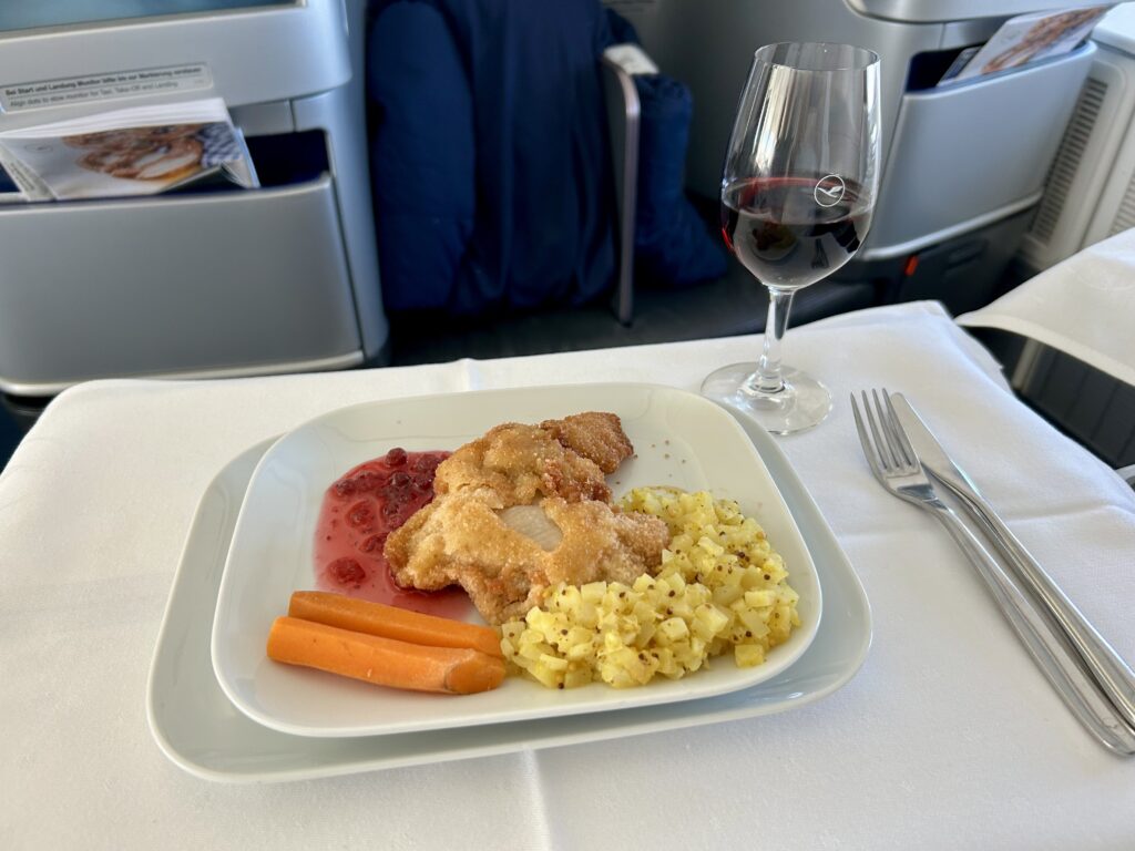 lufthansa 747 business class main course