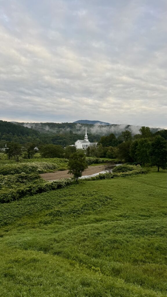 vermont stowe fall colors new england